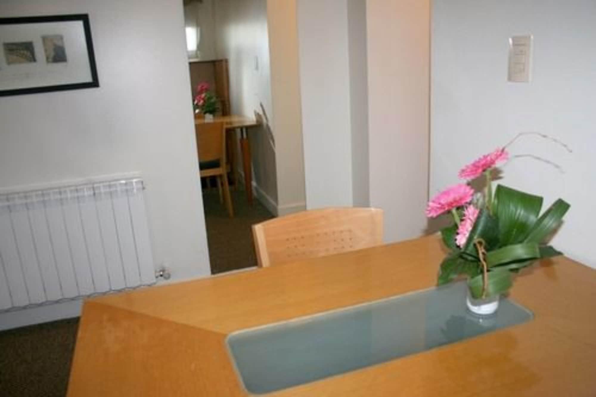 Urbana Suites Mendoza Extérieur photo
